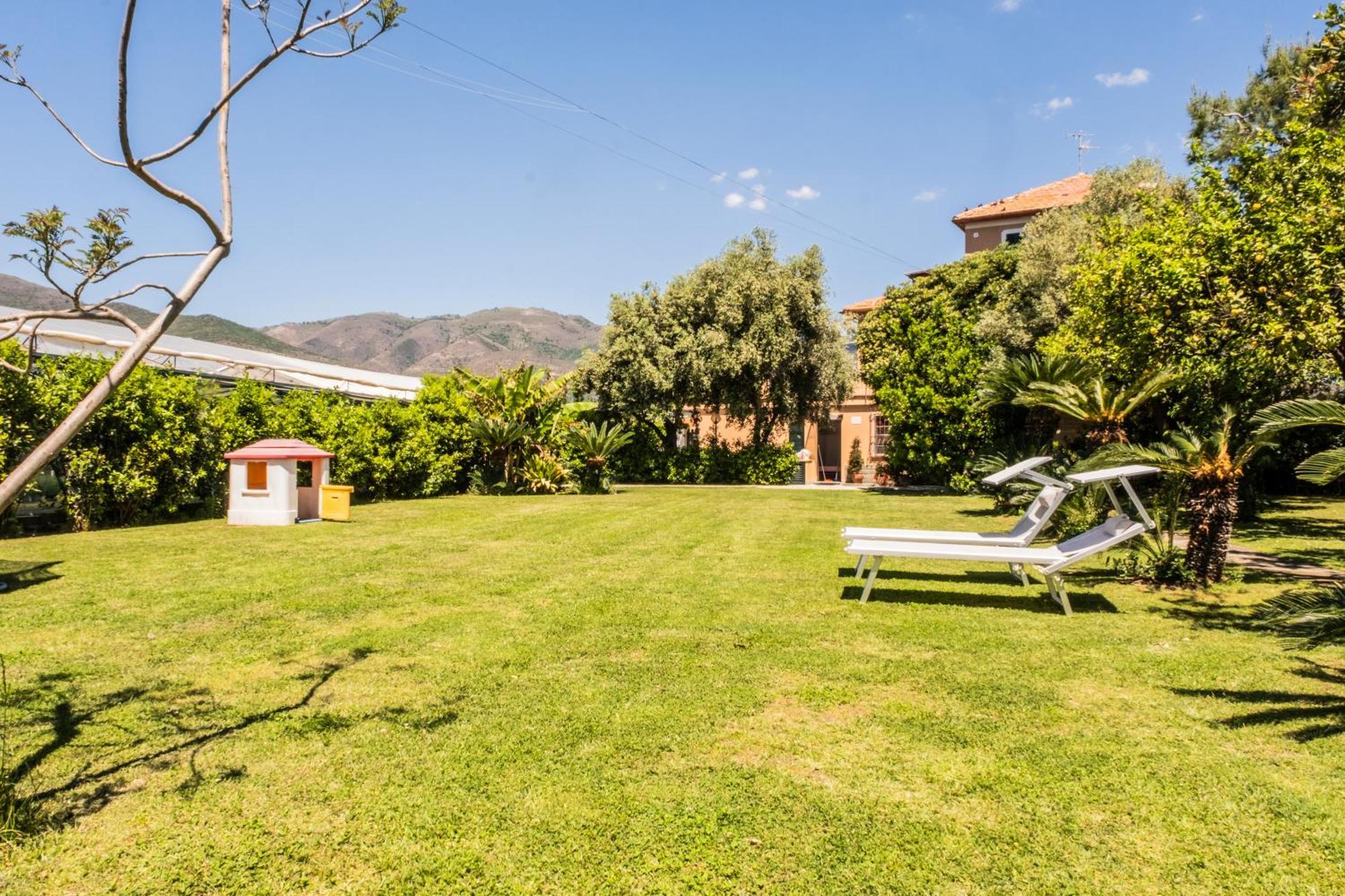 Agriturismo Giorgi Appartamenti In Riviera Ligure Albenga Exterior photo